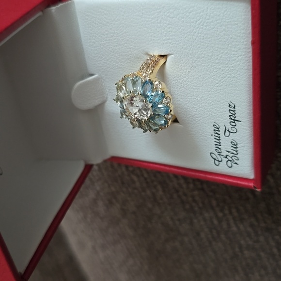 KOHLS 18K GOLD OVER STERLING SILVER GENUINE BLUE TOPAZ RING SIZE 7 - Picture 12 of 16